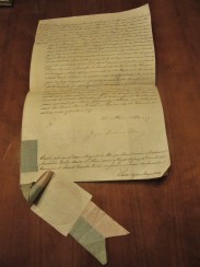 Carta do Rei D. Luís I nomeando o Bacharel Manuel de Mello e Castro de Abreu para Juíz de Direito da Comarca de Santa Comba Dão, que antes servira como Delegado do Procurador Régio na Comarca de Mangualde e Secretário Geral do Governo Civil do Distrito de Vizeu.